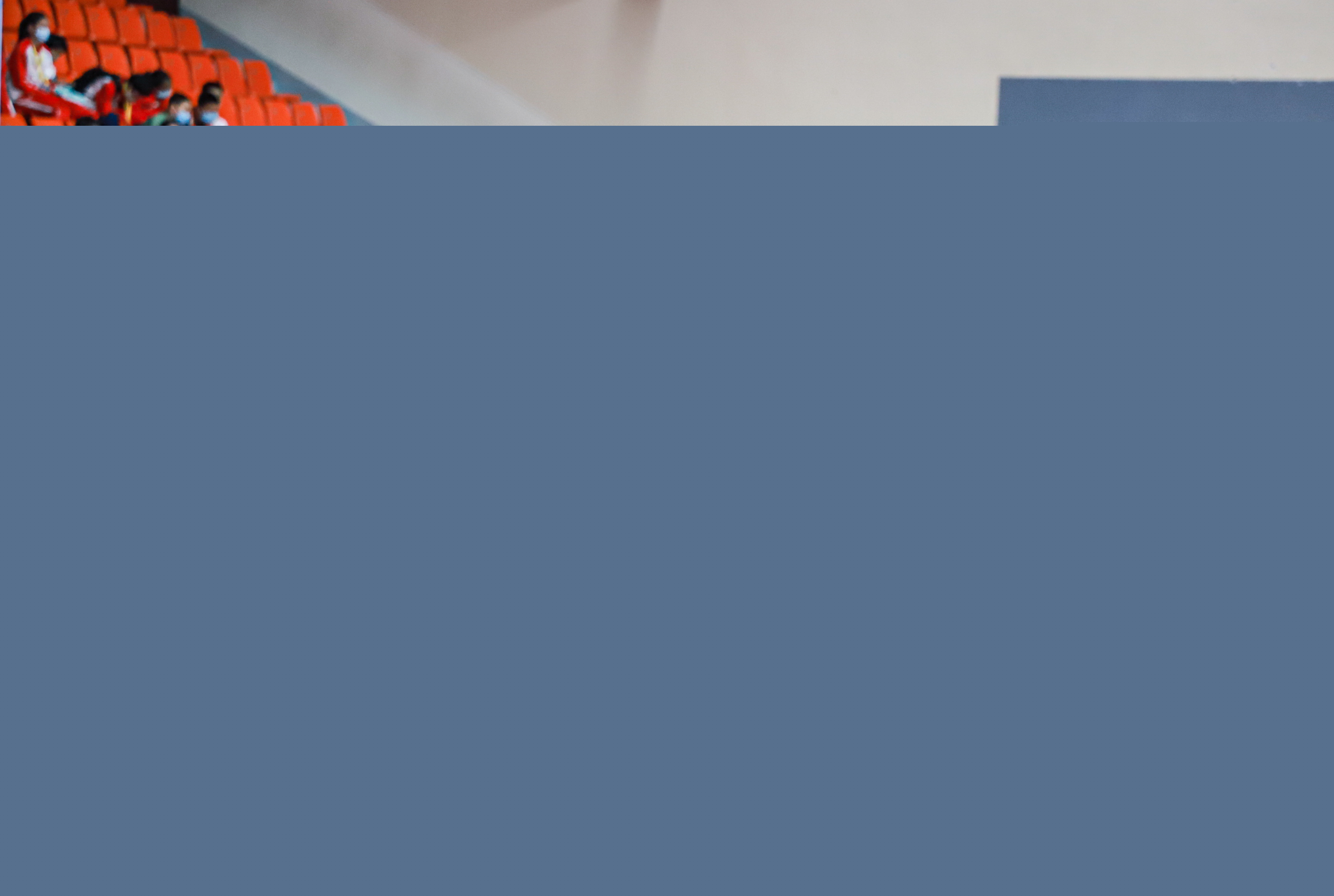 却以令人惊 却以令人惊