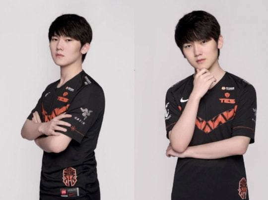 两位选手的 两位选手的